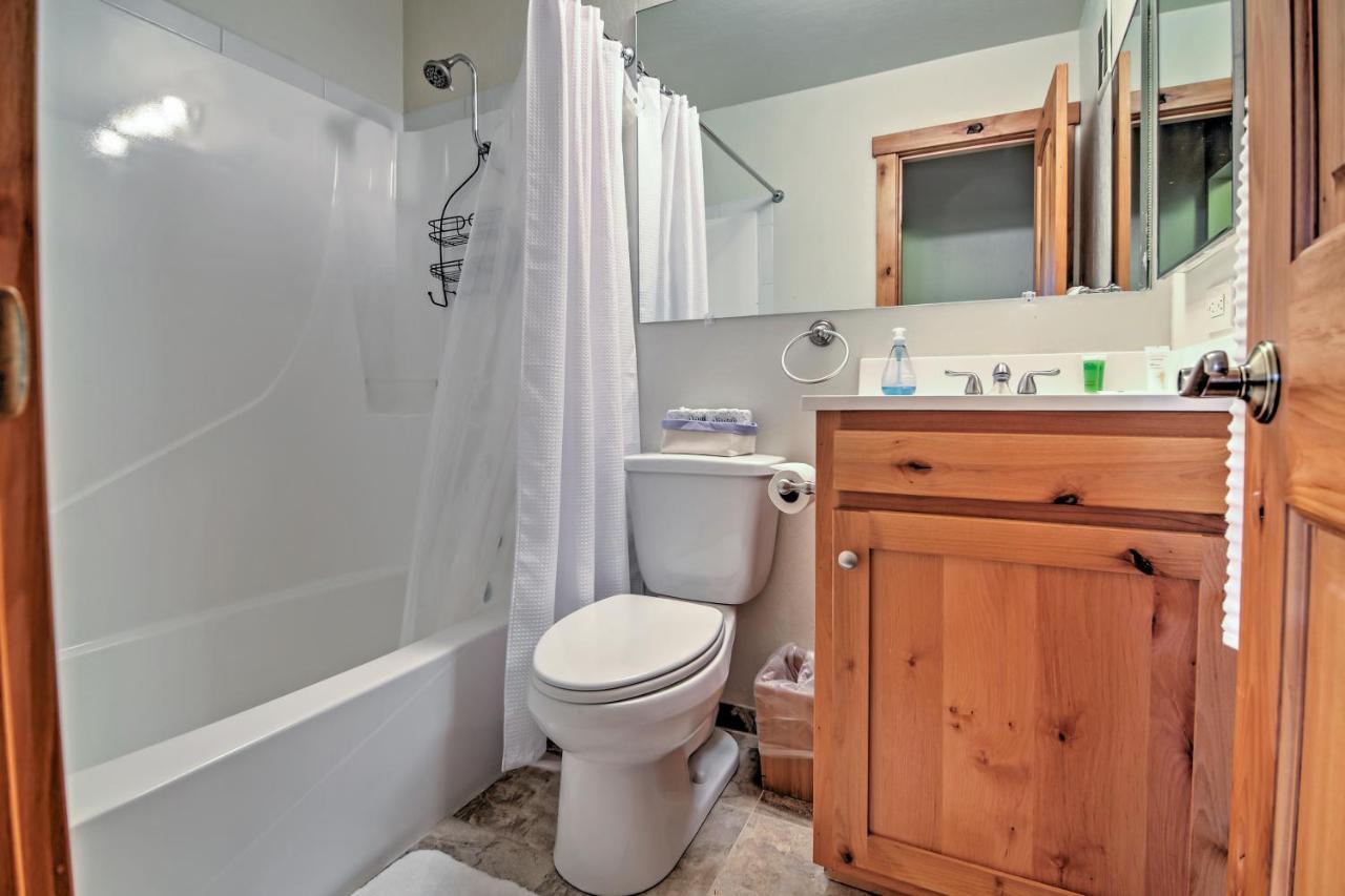 Truckee Condo With Grill And Northstar Resort Shuttle エクステリア 写真